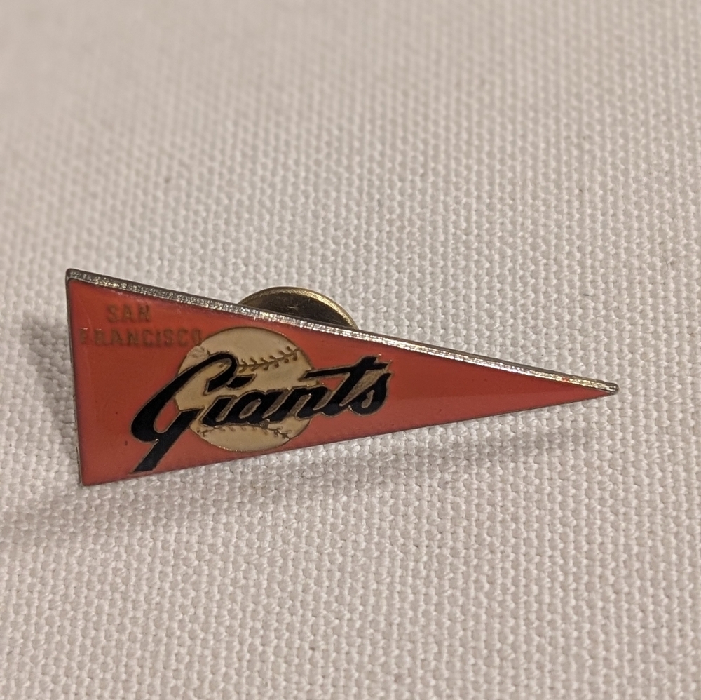 1980's Baseball San Francisco Giants Button Pinback Vintage EUC